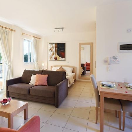 Adamou Gardens Apartment Paphos Luaran gambar