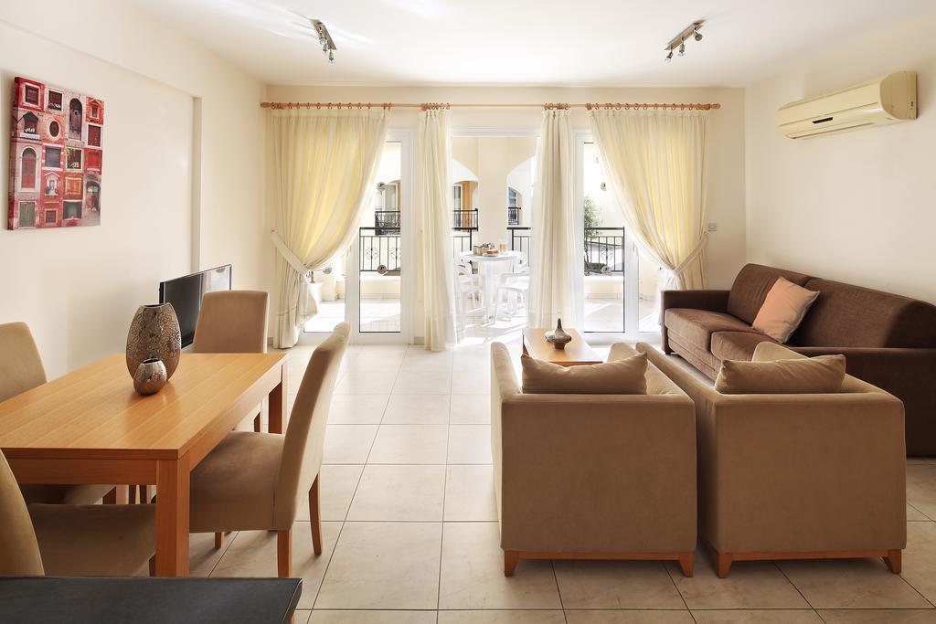 Adamou Gardens Apartment Paphos Luaran gambar