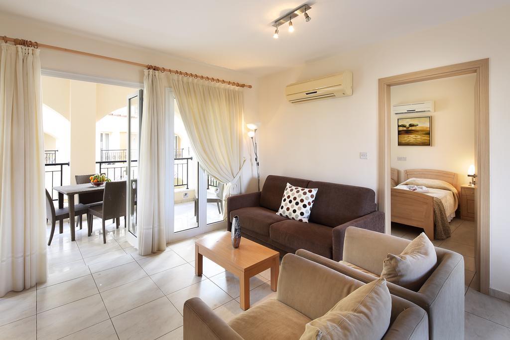 Adamou Gardens Apartment Paphos Luaran gambar